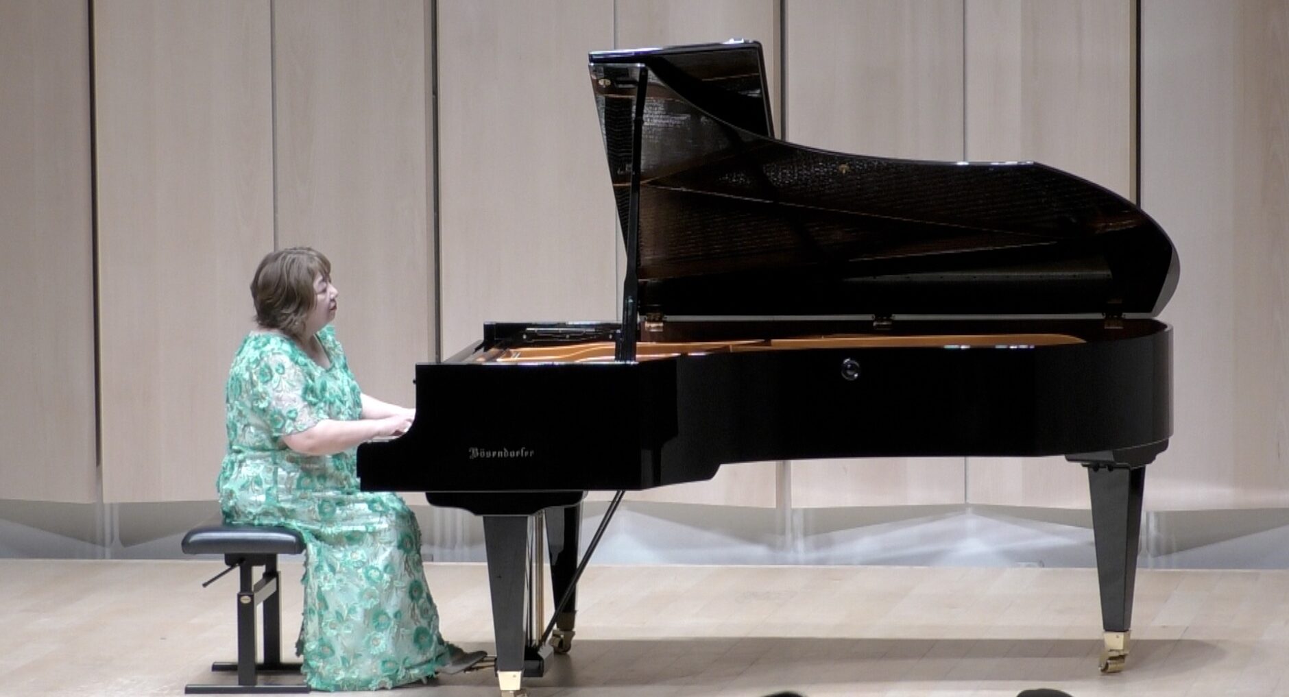 「小林美恵＆橋場多恵子 Duo Recital」より 橋場多恵子「ピアノソナタ第12番ヘ長調 KV.332(モーツアルト作曲）」第2楽章 変ロ長調